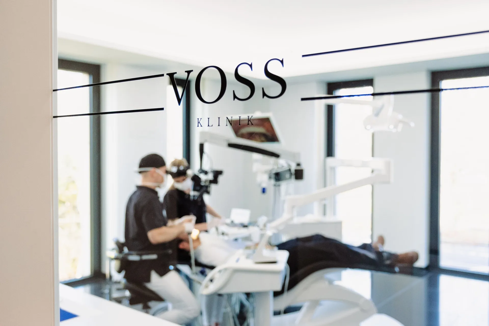 Implantologie bei Voss & Zähne Leipzig